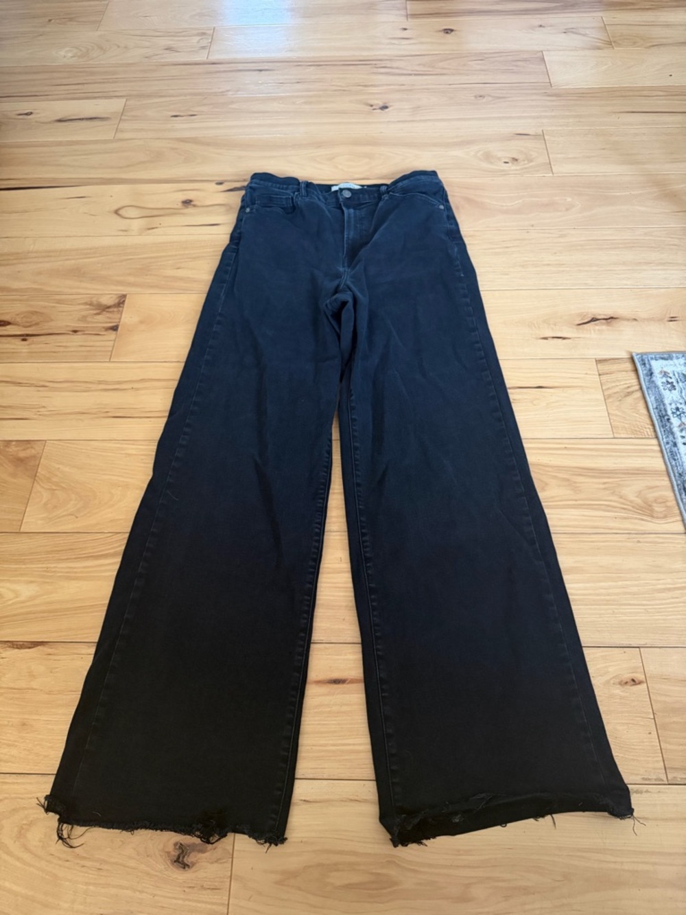 High-Rise Black Wide-Leg Jeans with Raw Hem
